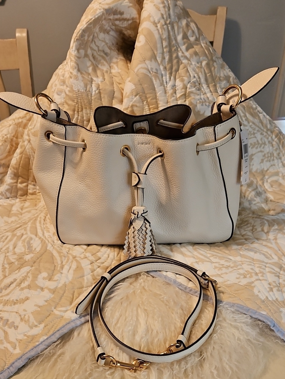 COACH Everly Bag NWT Drawstring With Tassel